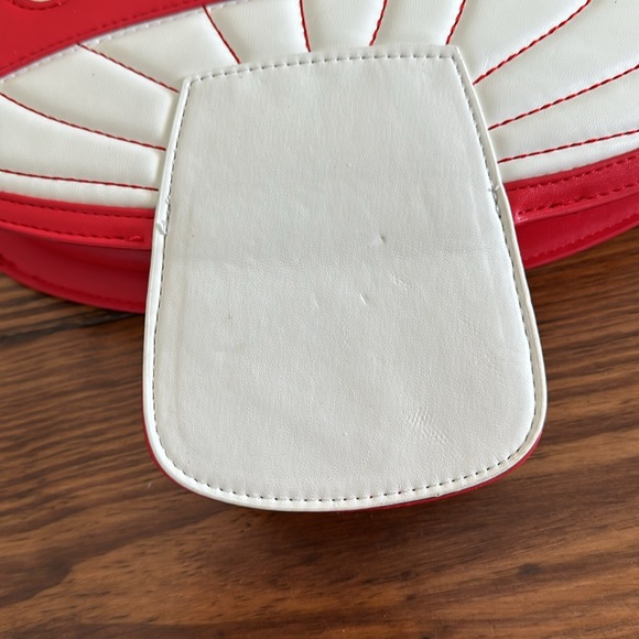 Fashion Mushroom Purse w/ chain - Picture 5 of 5